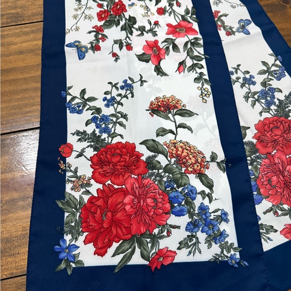 Floral Print Scarf with Red and Blue Accents - Picture 2 of 8